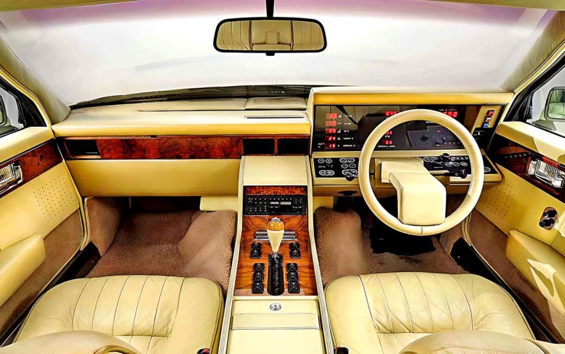 Астон Мартин Лагонда 1982