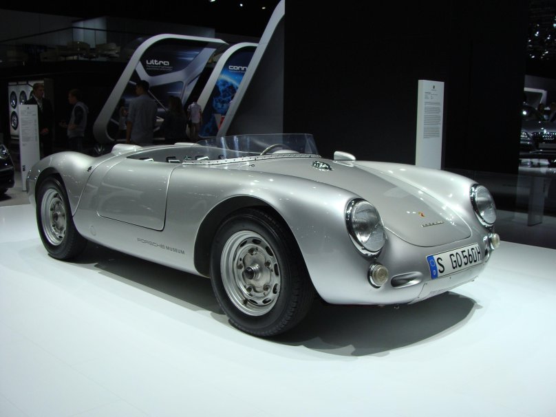 Порше родстер Спайдер