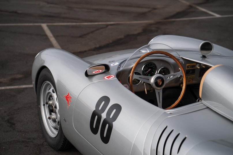 Порше спидстер 550