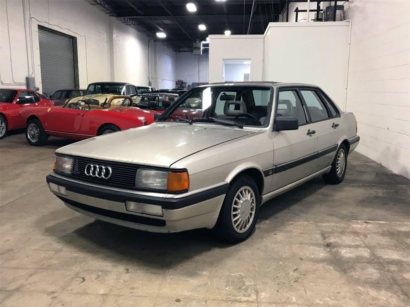 Ауди 100 кватро 1986