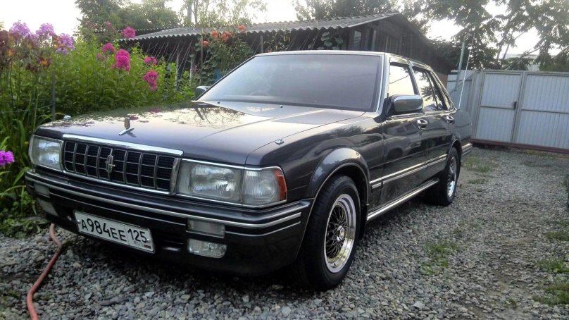 Nissan Cedric y31 Brougham