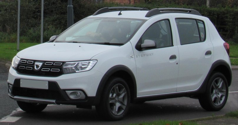 Dacia Sandero Stepway белая