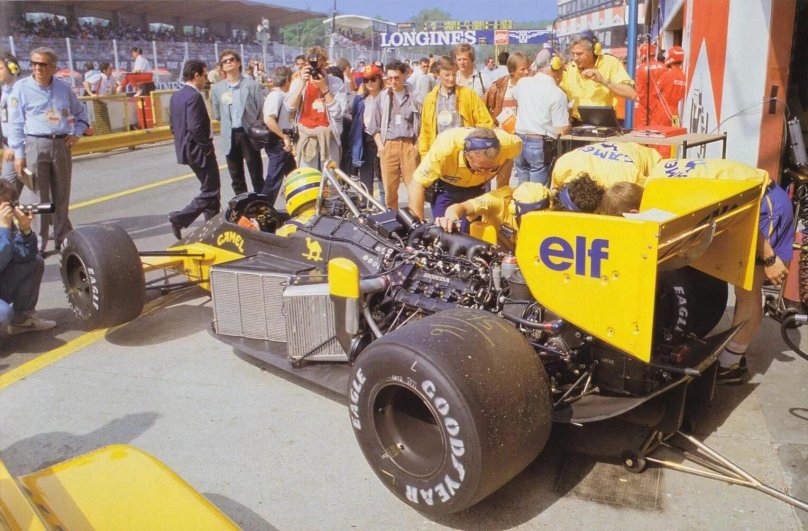 Lotus 99t Ayrton Senna