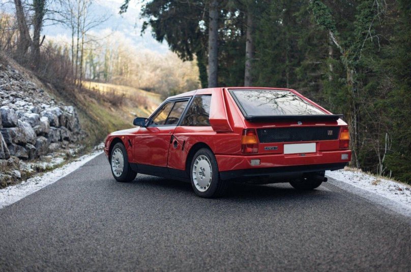 Lancia Delta s4 Stradale Group b