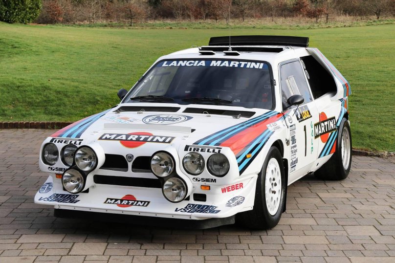 Lancia Delta integrale s4 Rally
