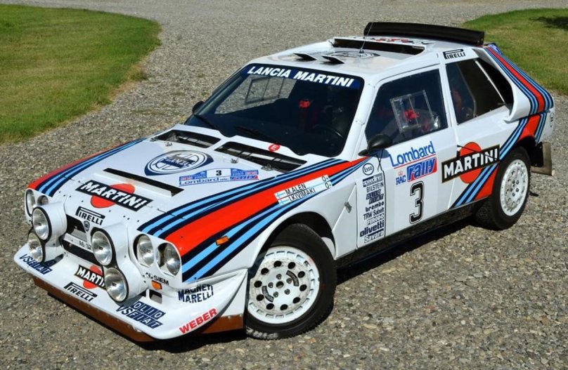 Lancia Delta s4 Cutaway