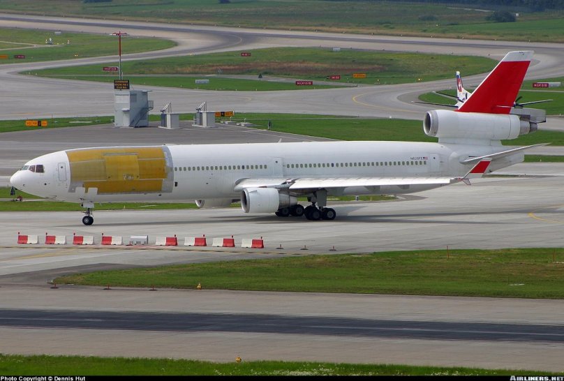MCDONNELL Douglas MD-11f
