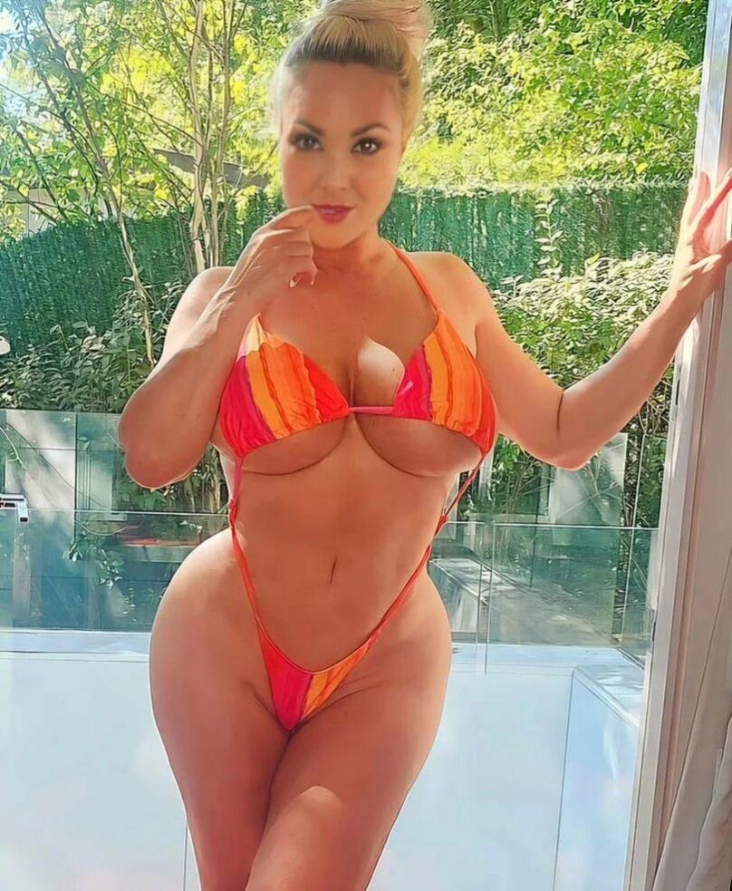 Николь Коко Остин