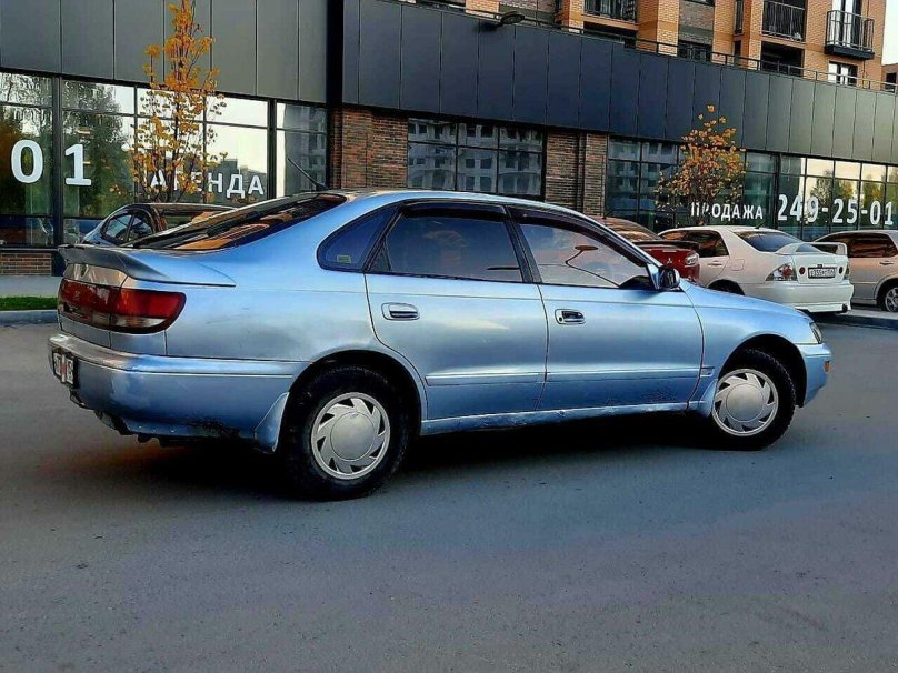 Тойота корона SF 1993