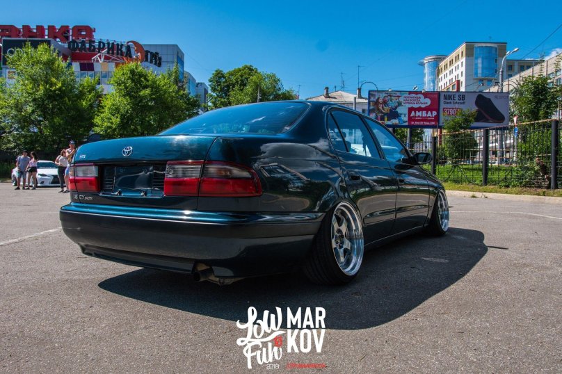 Тойота корона стенс