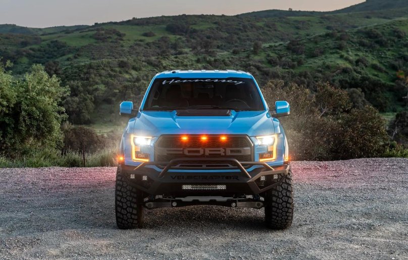 Ford f-150 Raptor SUV