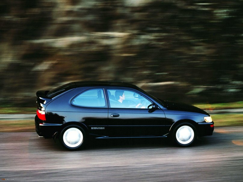 Toyota Corolla VII (e100)