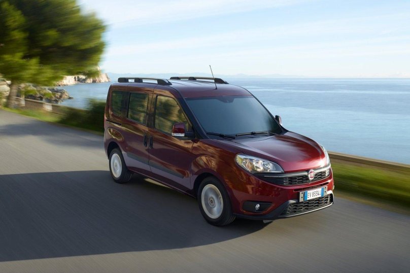 Машина Фиат Добло