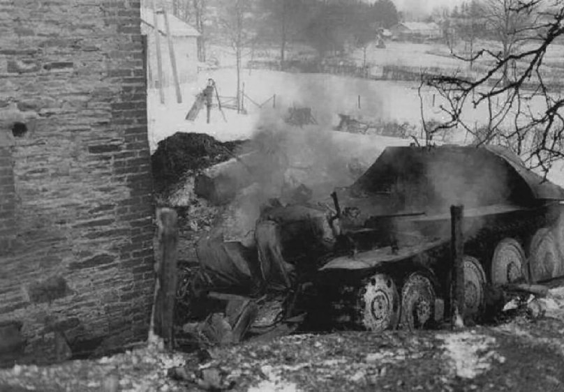 Подбитый Хетцер