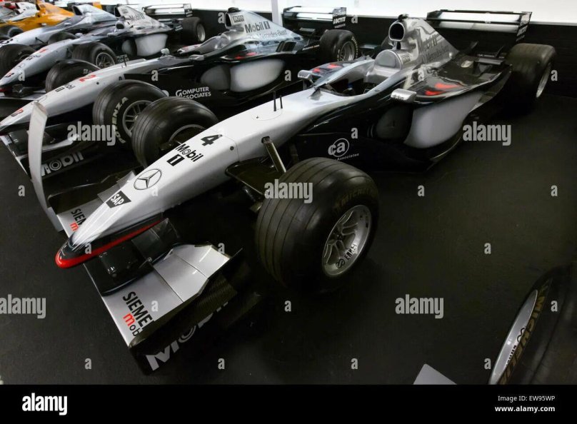 MCLAREN mp4/17