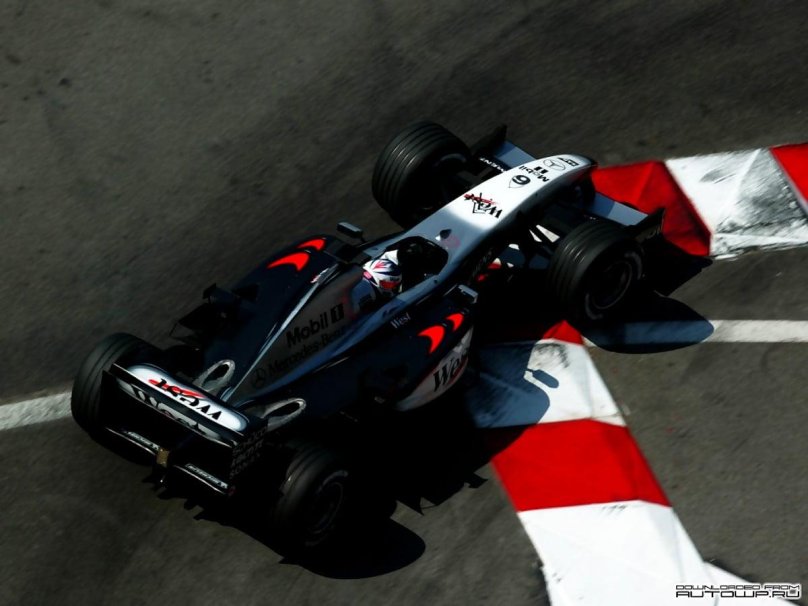 Макларен 2003 года