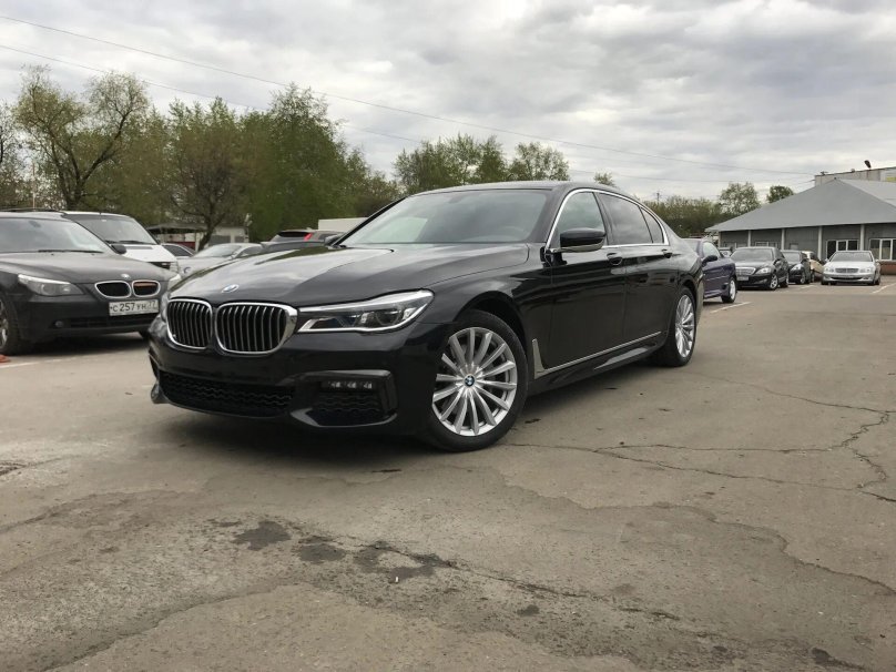 BMW 7 g12