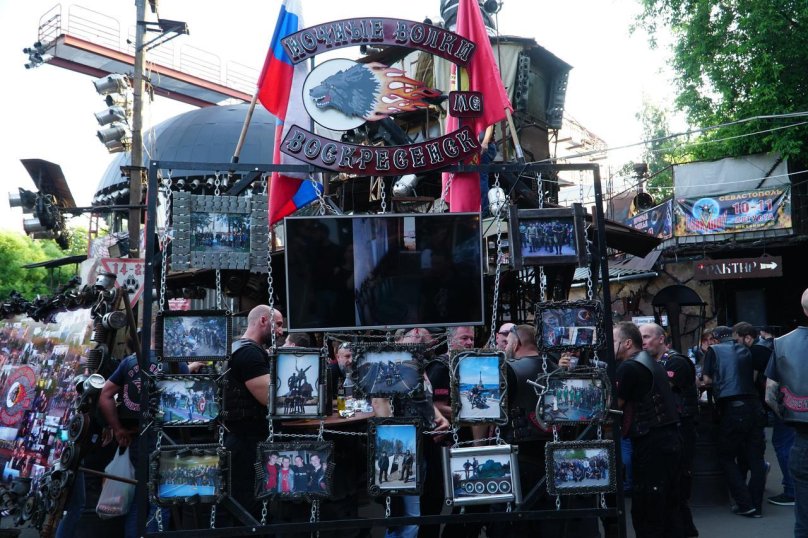 Байк шоу ночные волки