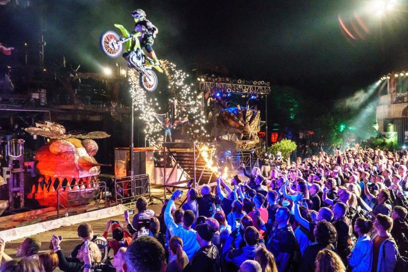 Выпускной 9 байк центр Секстон