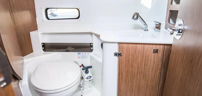 Бенету Антарес 9