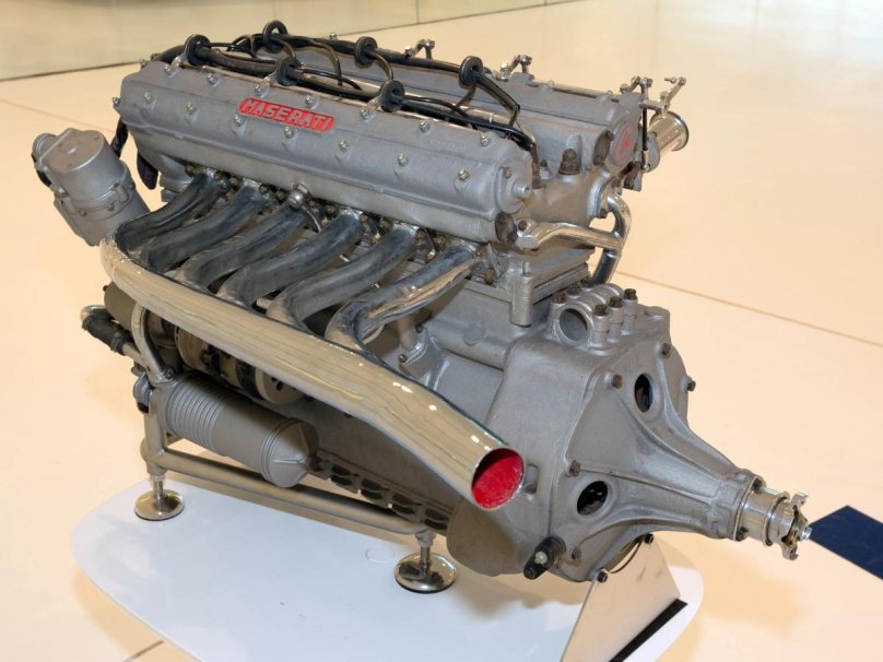 Мазерати мс12 двигатель