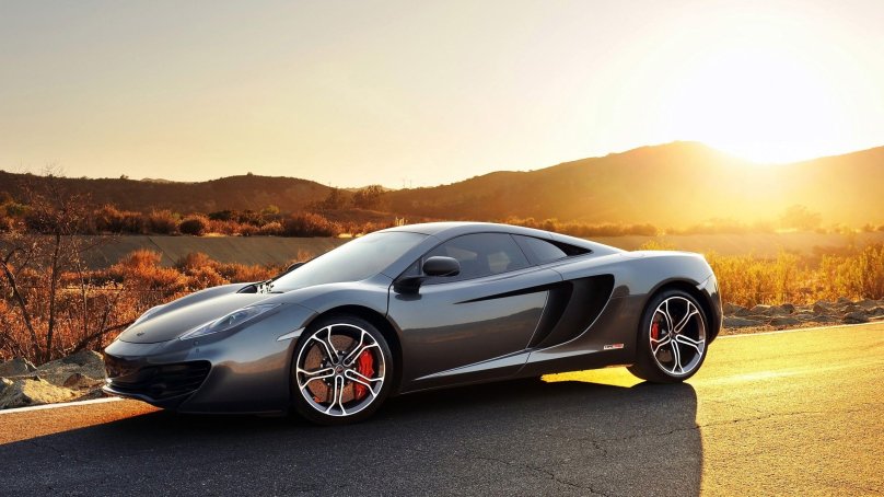 MCLAREN mp4-12c