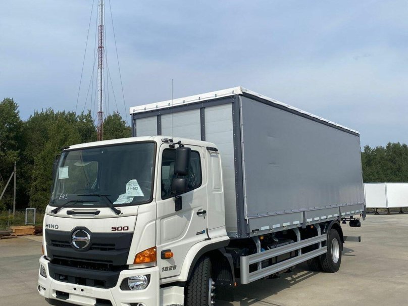 Хино 500 рефрижератор