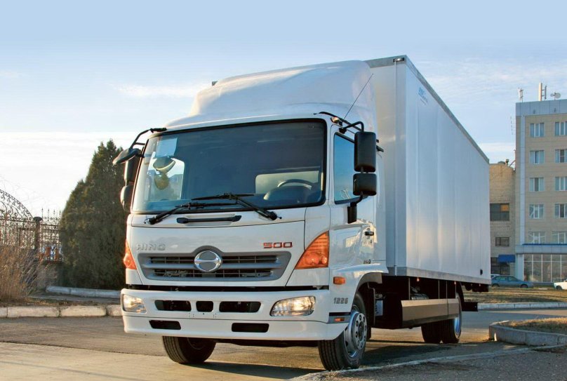 Грузовик Хино 500