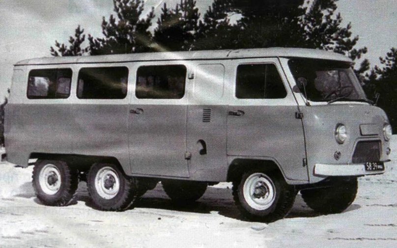Трехосный УАЗ 452