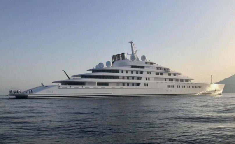 180-Метровая Azzam