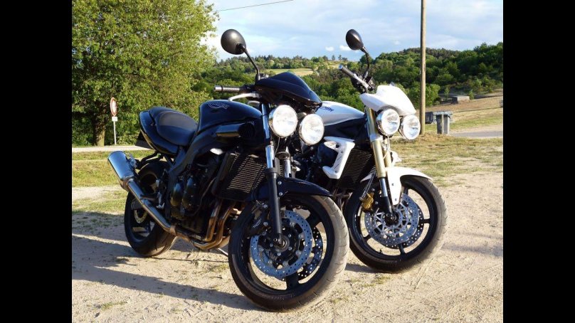 Triumph Speed four 600 Cafe