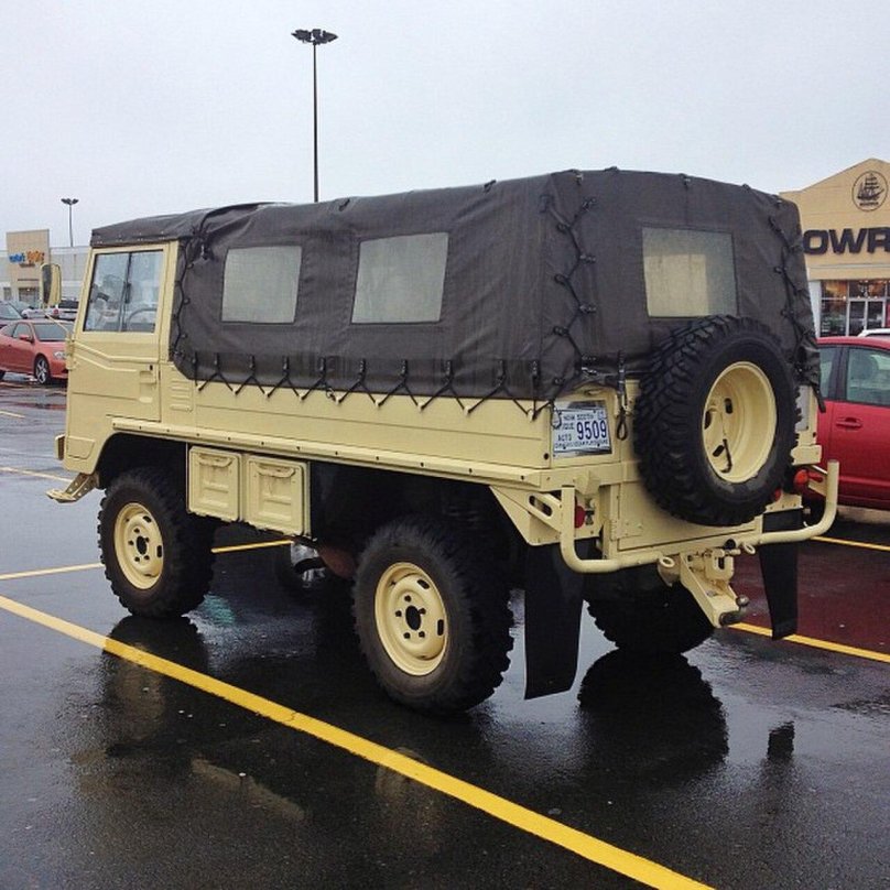 Высокомобильное транспортное средство "барсук",