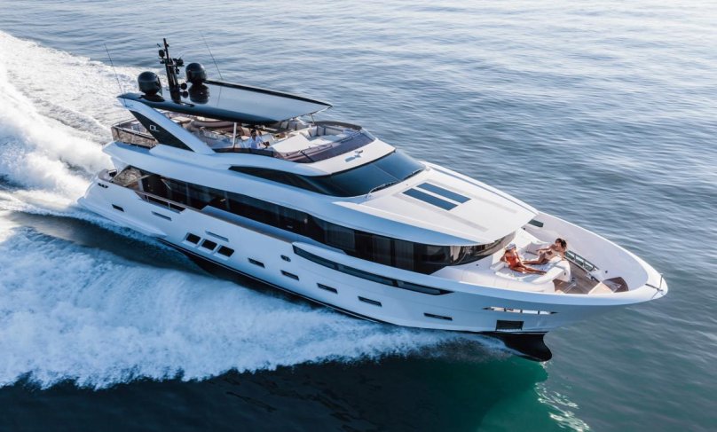 Dreamline 36 Yacht