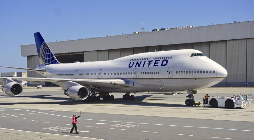 Boeing 747-400 United Airlines