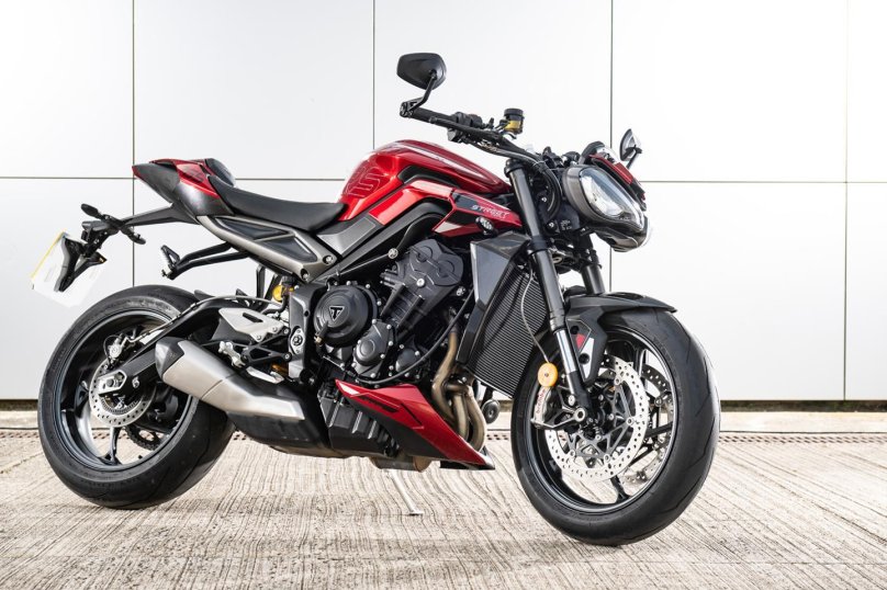 Triumph Speed Triple 1200 RR