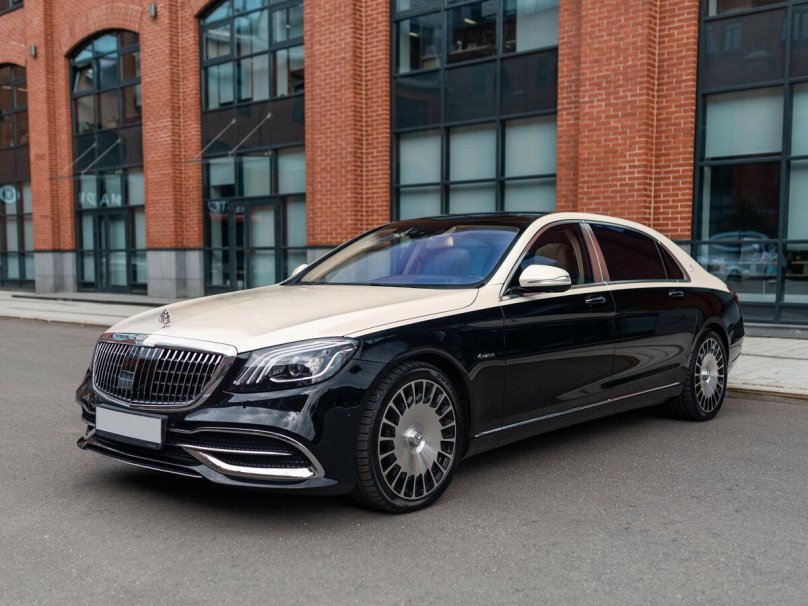 Mercedes Benz w222 Maybach