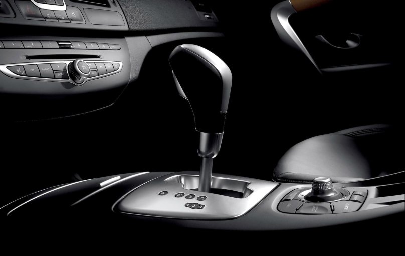 Renault Laguna 2011 интерьер