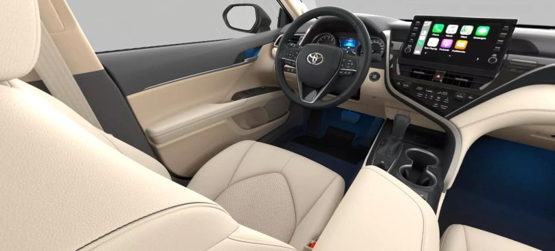 Тойота Камри 2022 салон