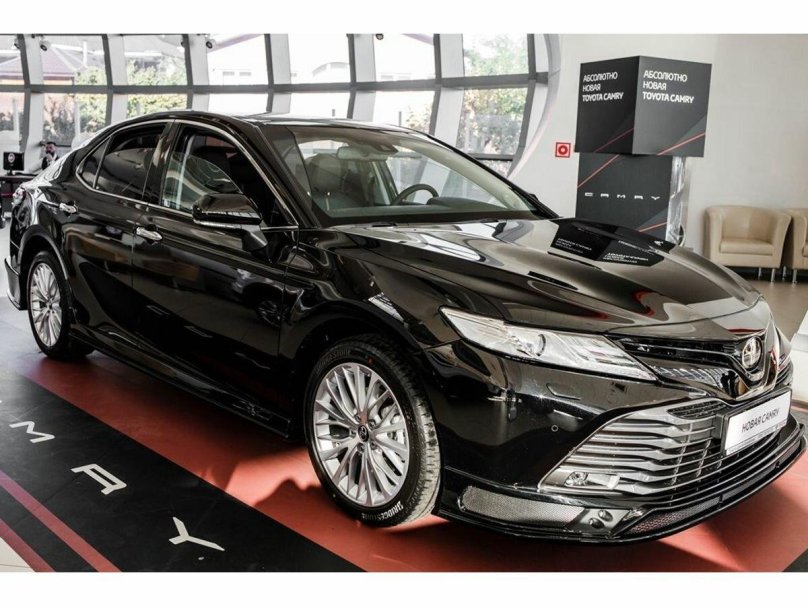 Camry 70 черный 2.5