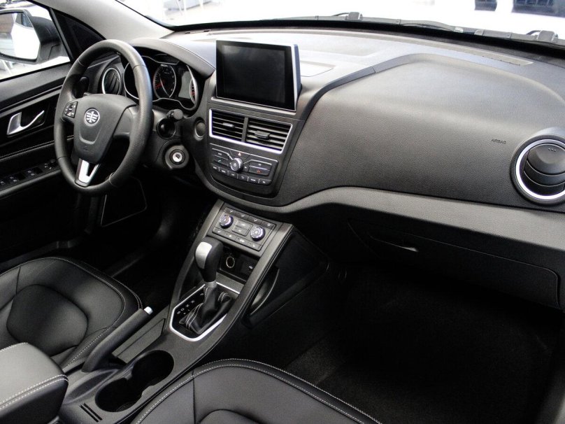 FAW Besturn x40 салон