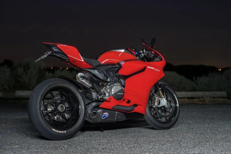 Ducati 899