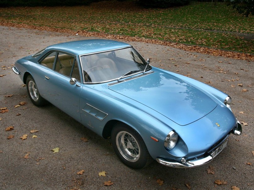 Ferrari 500 Superfast (1965),