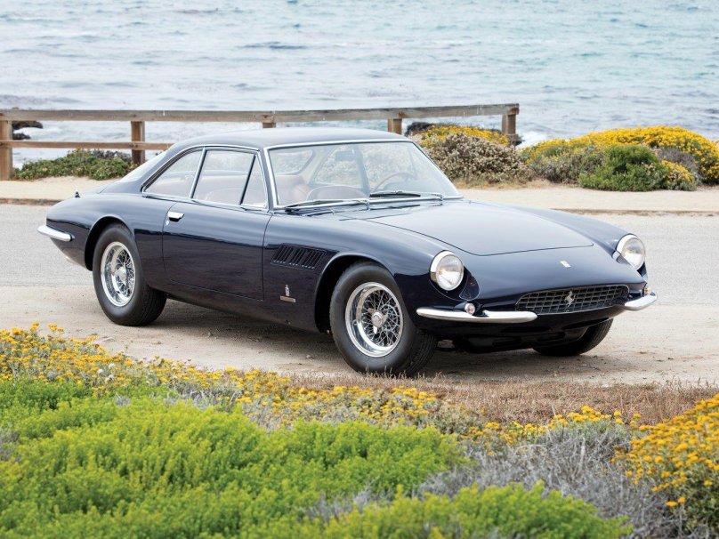 Ferrari 500 Superfast (1965),