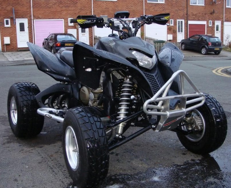 Хонда трх 700