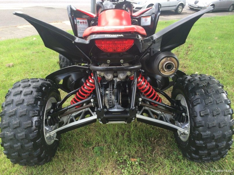 Квадроцикл Honda 700