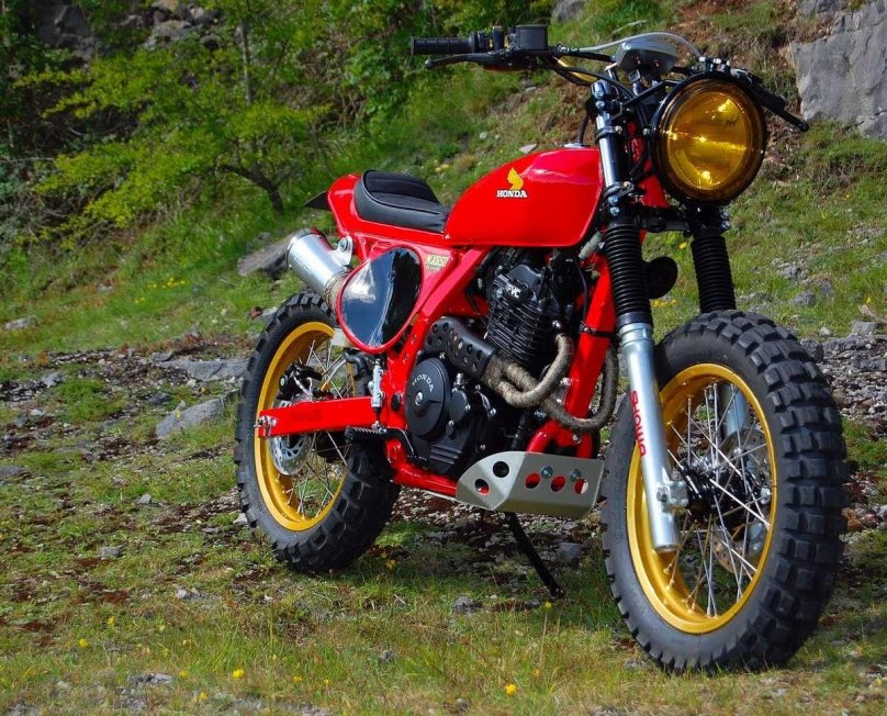 Honda nx650 Dominator Custom