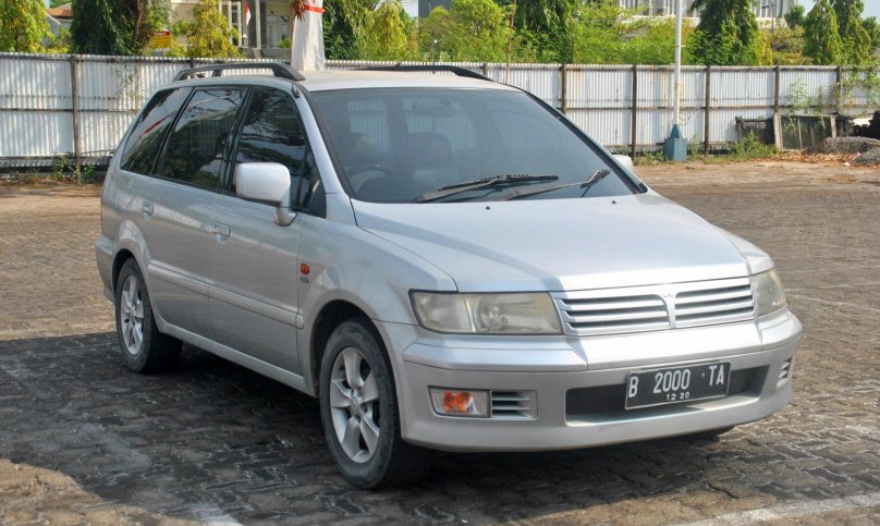 Mitsubishi Шариот