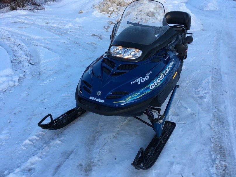 Ski Doo Grand Touring 700