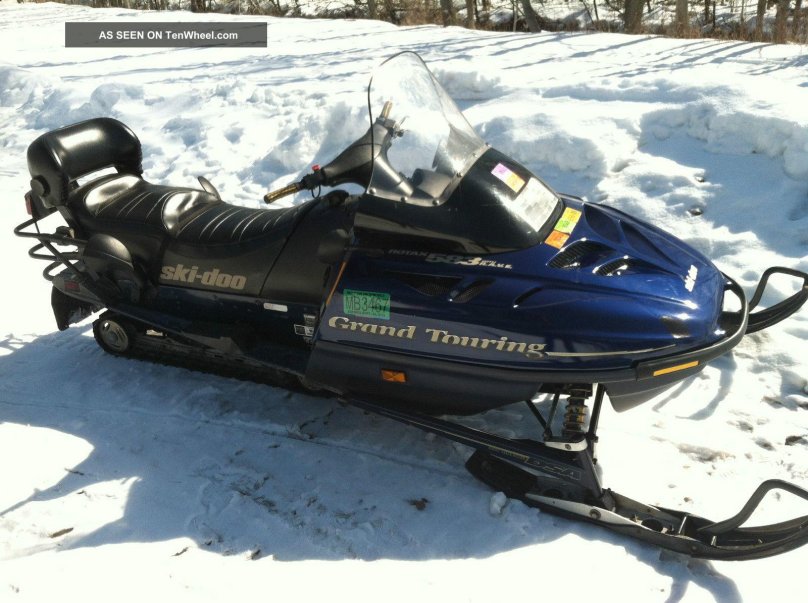 Ski Doo Grand Touring 700