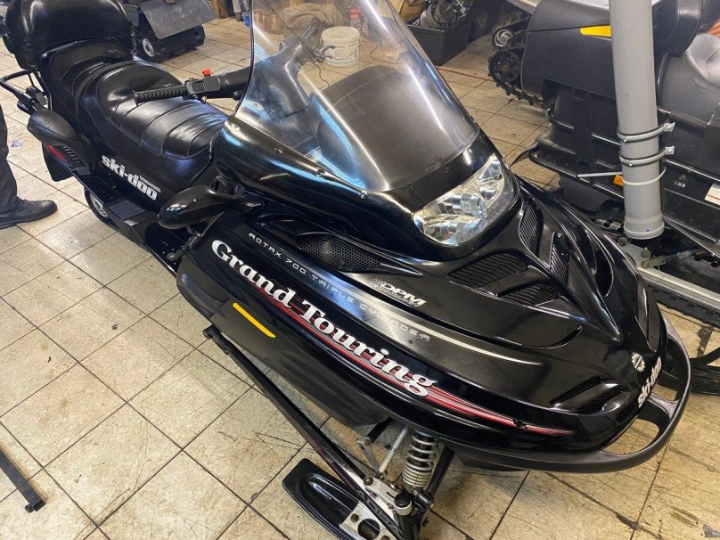 BRP Grand Touring 700